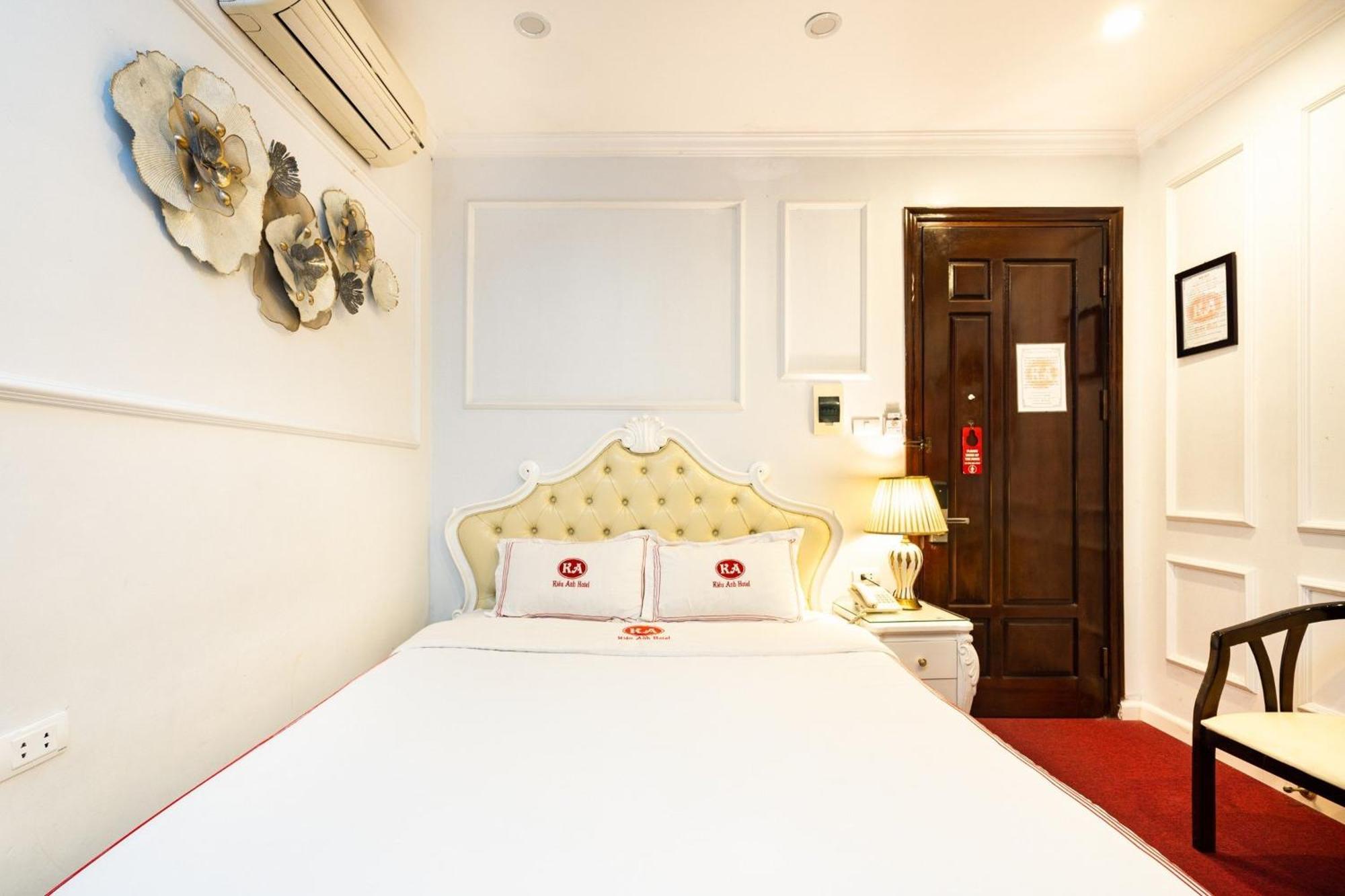 Kieu Anh Hotel - 81 Trung Kinh - By Bay Luxury Hanoi Exterior photo