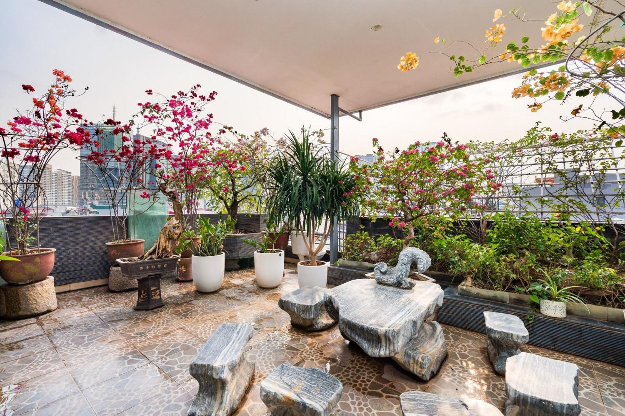 Kieu Anh Hotel - 81 Trung Kinh - By Bay Luxury Hanoi Exterior photo